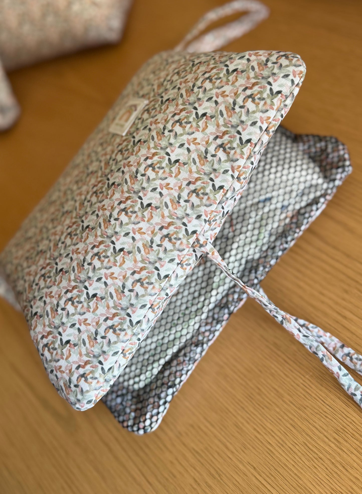Portatoallitas y Portapañales para Bebé Hecho a Mano – Fabricado en España, Ideal para Recién Nacidos, Baby Shower y Regalo Especial