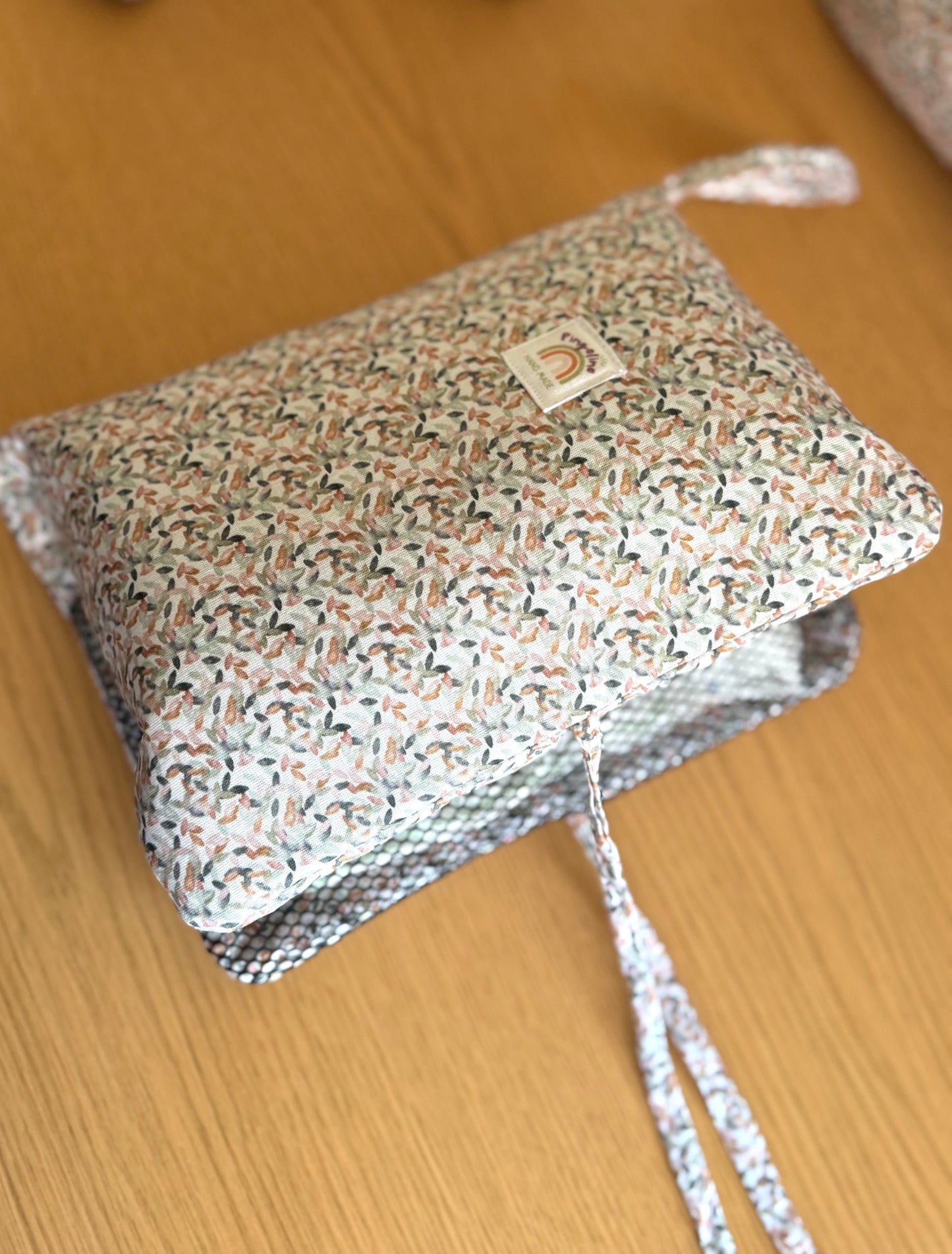 Portatoallitas y Portapañales para Bebé Hecho a Mano – Fabricado en España, Ideal para Recién Nacidos, Baby Shower y Regalo Especial